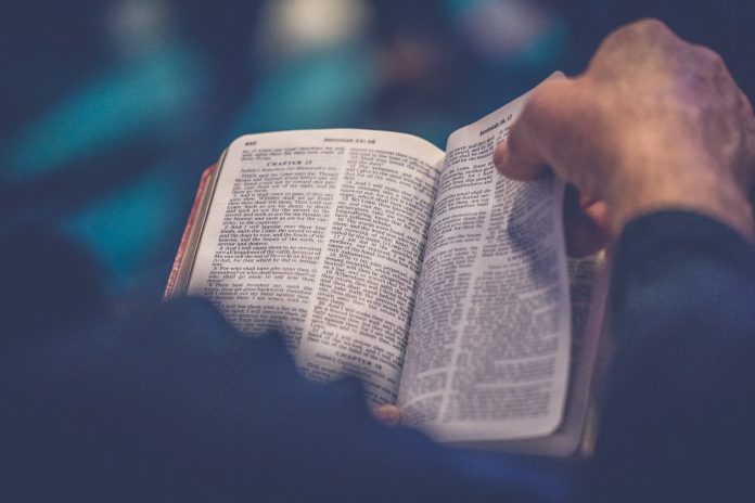 15 versículos de la Biblia para la depresión que te ayudarán en tus horas más oscuras